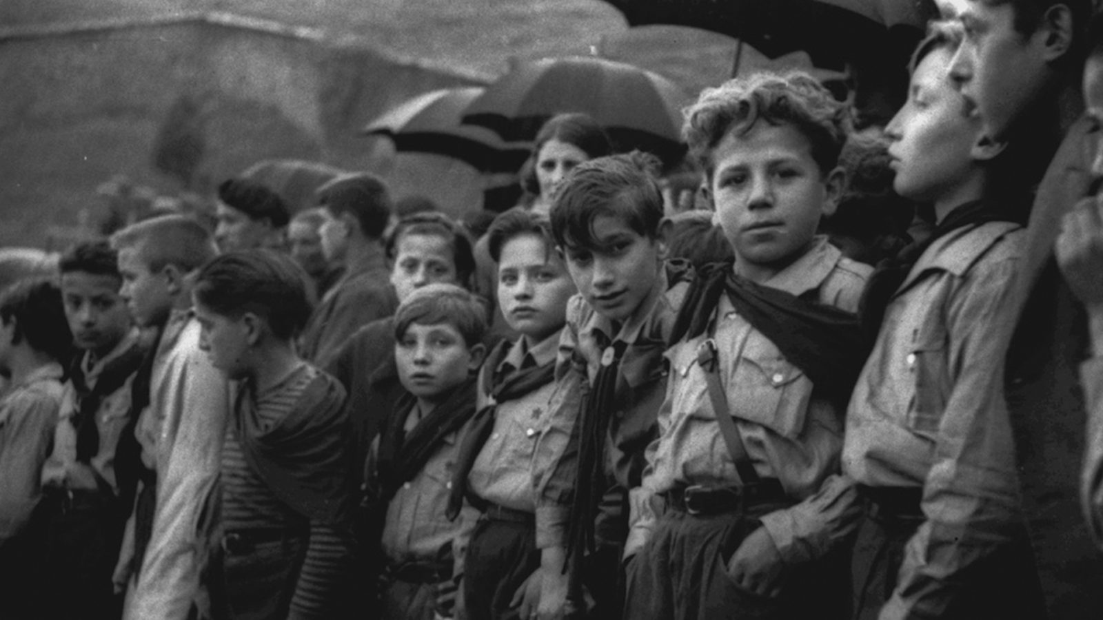 Fotograma de Retaguardia, de Ramón Lluis Bande